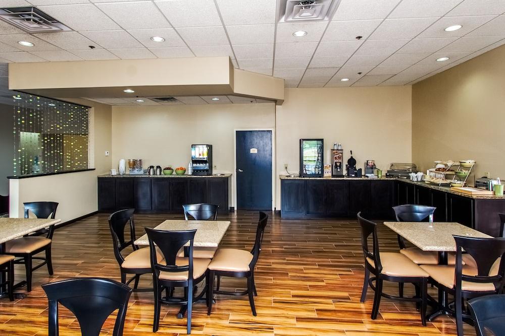 Quality Inn & Suites Moline - Quad Cities Exterior foto