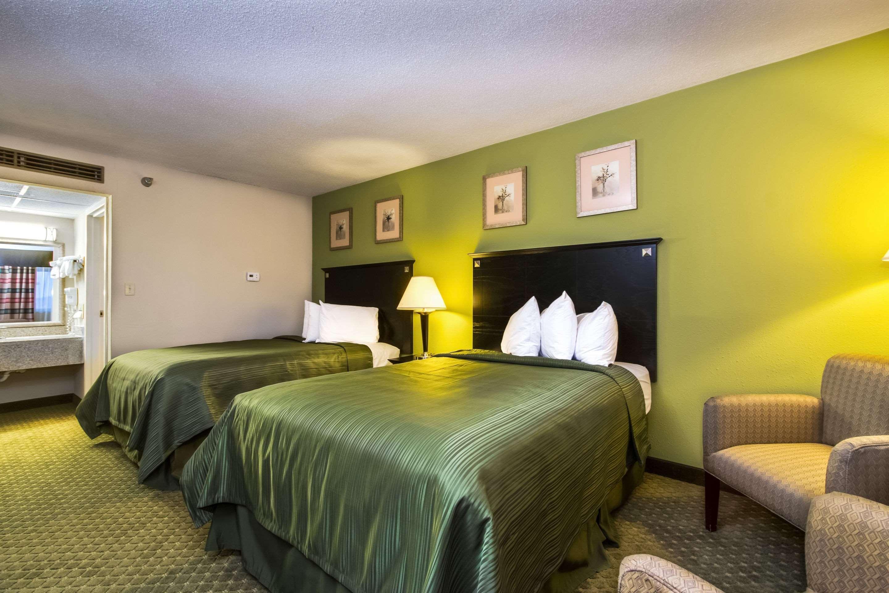 Quality Inn & Suites Moline - Quad Cities Exterior foto